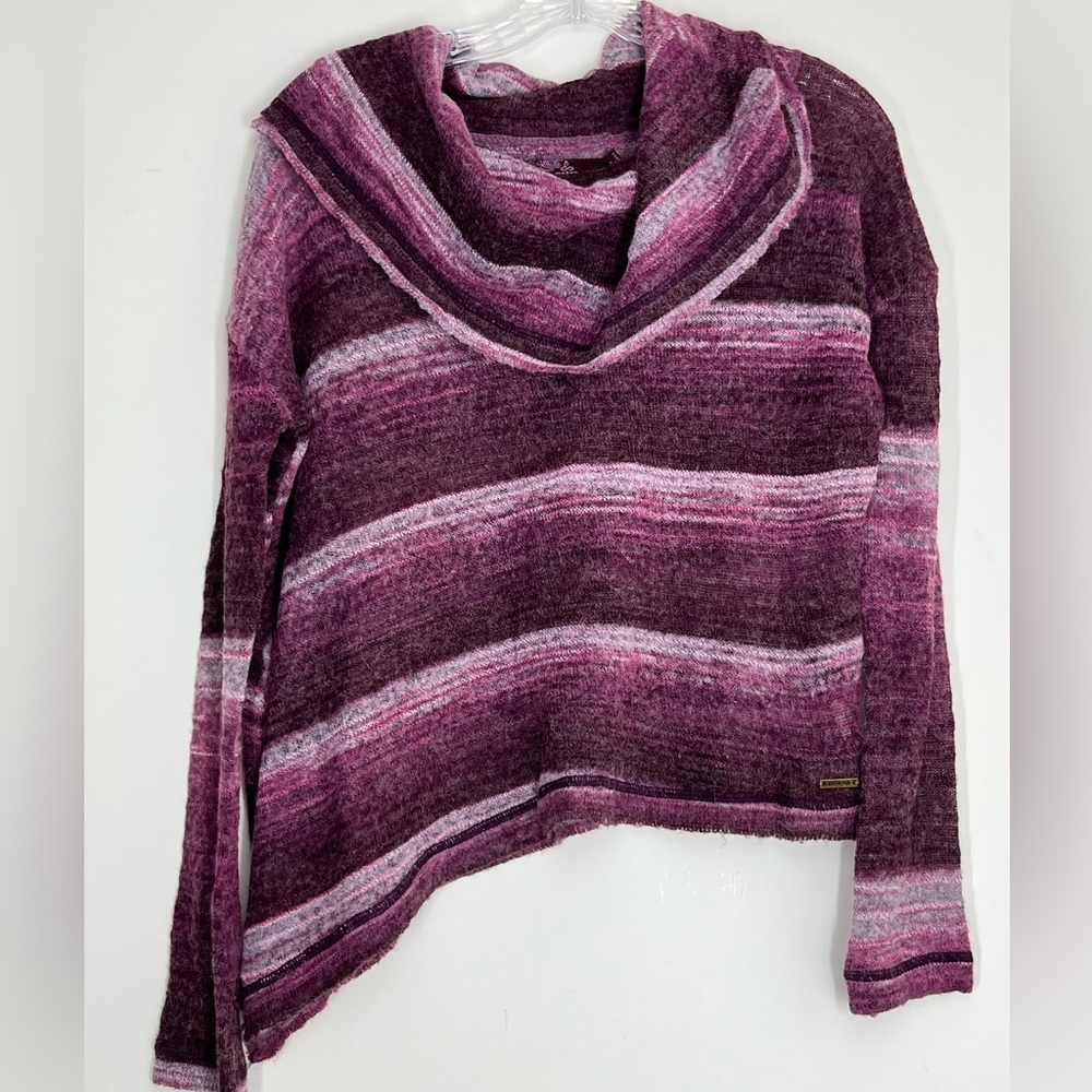Prana Asymmetrical lightweight Sweater Size Small